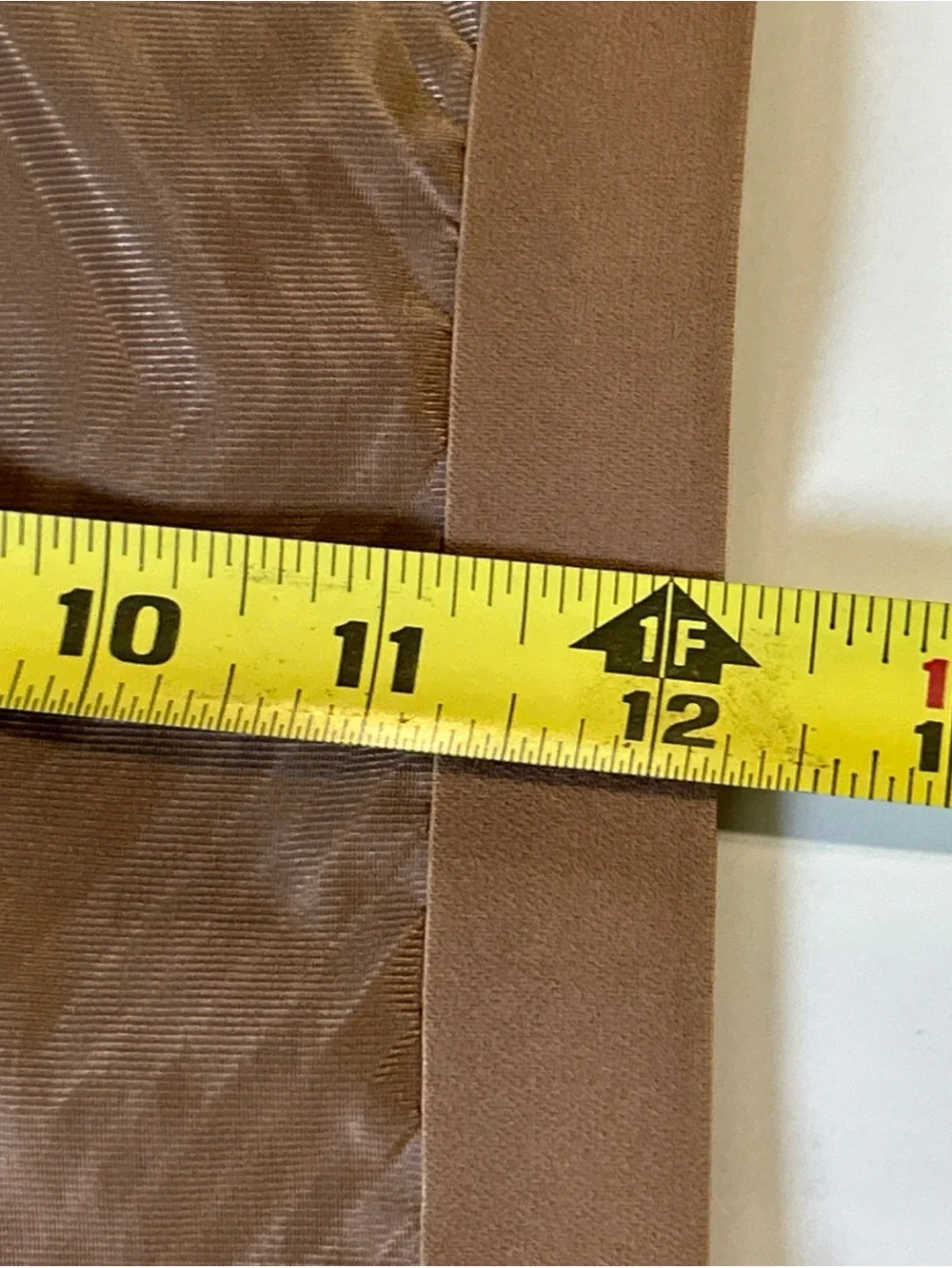 Spanx Size Small THINSTINKS‎ 2.0 Waisted Mid Thigh Short Beige Super light